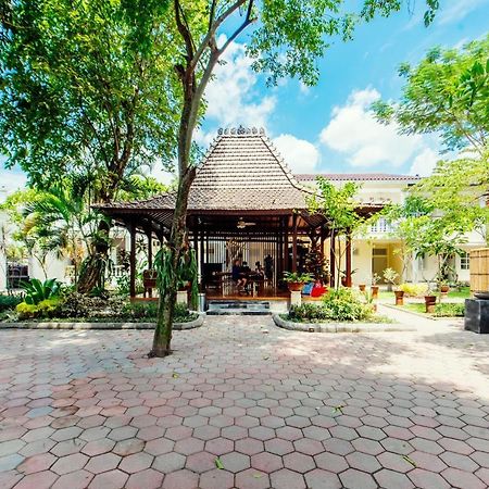 Tirtodipuran Hotel By Natts Hospitality Indonesia Джокьякарта Экстерьер фото
